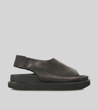 Load image into Gallery viewer, Beau Coops Sandal | Nero