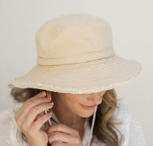 Load image into Gallery viewer, Hat | Tara Medium Brim Beige