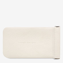 Load image into Gallery viewer, Keepsake Glasses Case