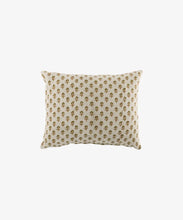 Load image into Gallery viewer, Flower Handblock Velvet Cushion Cover