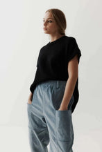 Load image into Gallery viewer, Louie Vest | Black