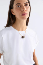 Load image into Gallery viewer, Elk | Flakkrin Necklace