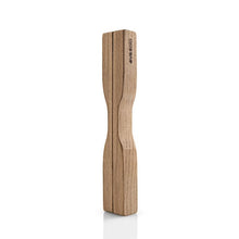 Load image into Gallery viewer, Eva Solo Magnetic Trivet Wood | Oak