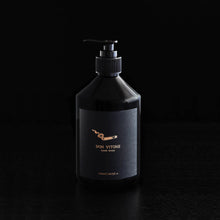 Load image into Gallery viewer, Mr Voss Handwash