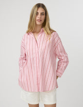 Load image into Gallery viewer, Stella &amp; Gemma | Pepper Shirt | Valentine Stripe
