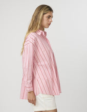 Load image into Gallery viewer, Stella &amp; Gemma | Pepper Shirt | Valentine Stripe
