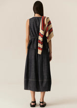 Load image into Gallery viewer, Avrid Skirt | Chambray
