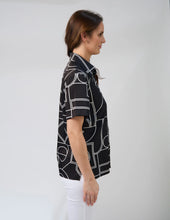 Load image into Gallery viewer, Alisa Blouse | Black and White
