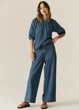 Load image into Gallery viewer, Carsen Top | Light Wash

