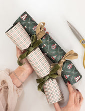 Load image into Gallery viewer, Christmas Cracker Kit | Mr &amp; Mrs Claus

