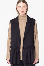 Load image into Gallery viewer, Company of Strangers | Integrate Vest | Black Twill
