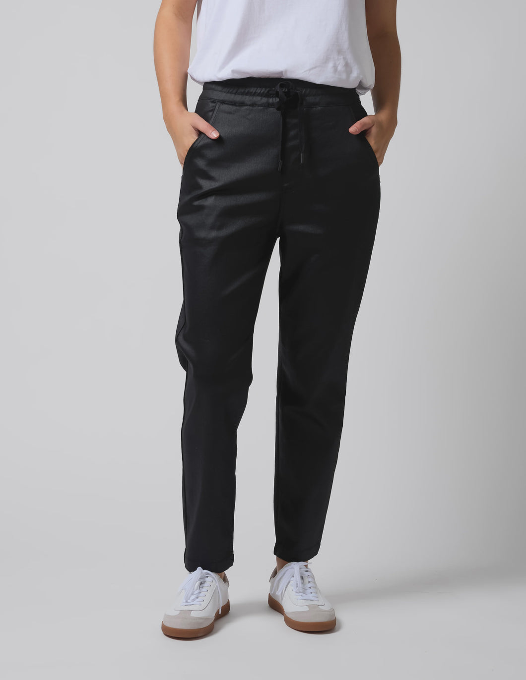 Ciara Pant | Black