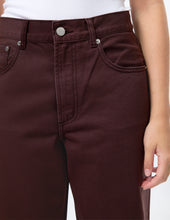 Load image into Gallery viewer, Stella + Gemma Carson Jeans | Coffee
