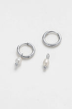 Load image into Gallery viewer, Heidi Hoop | Silver Pearl Earring

