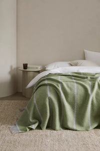 Hellister Throw | Meadow