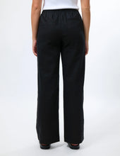 Load image into Gallery viewer, Stella + Gemma - Lillian Pant | Black
