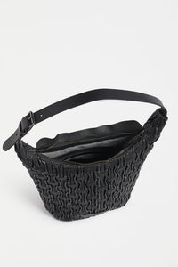 Lumme Smocked Shoulder Bag | Black