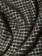 Load image into Gallery viewer, Nero Cotton Towel Range | Ivy + Cream
