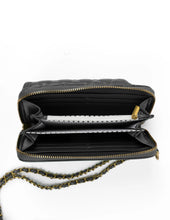 Load image into Gallery viewer, Stella + Gemma Hands Free Bag | Black
