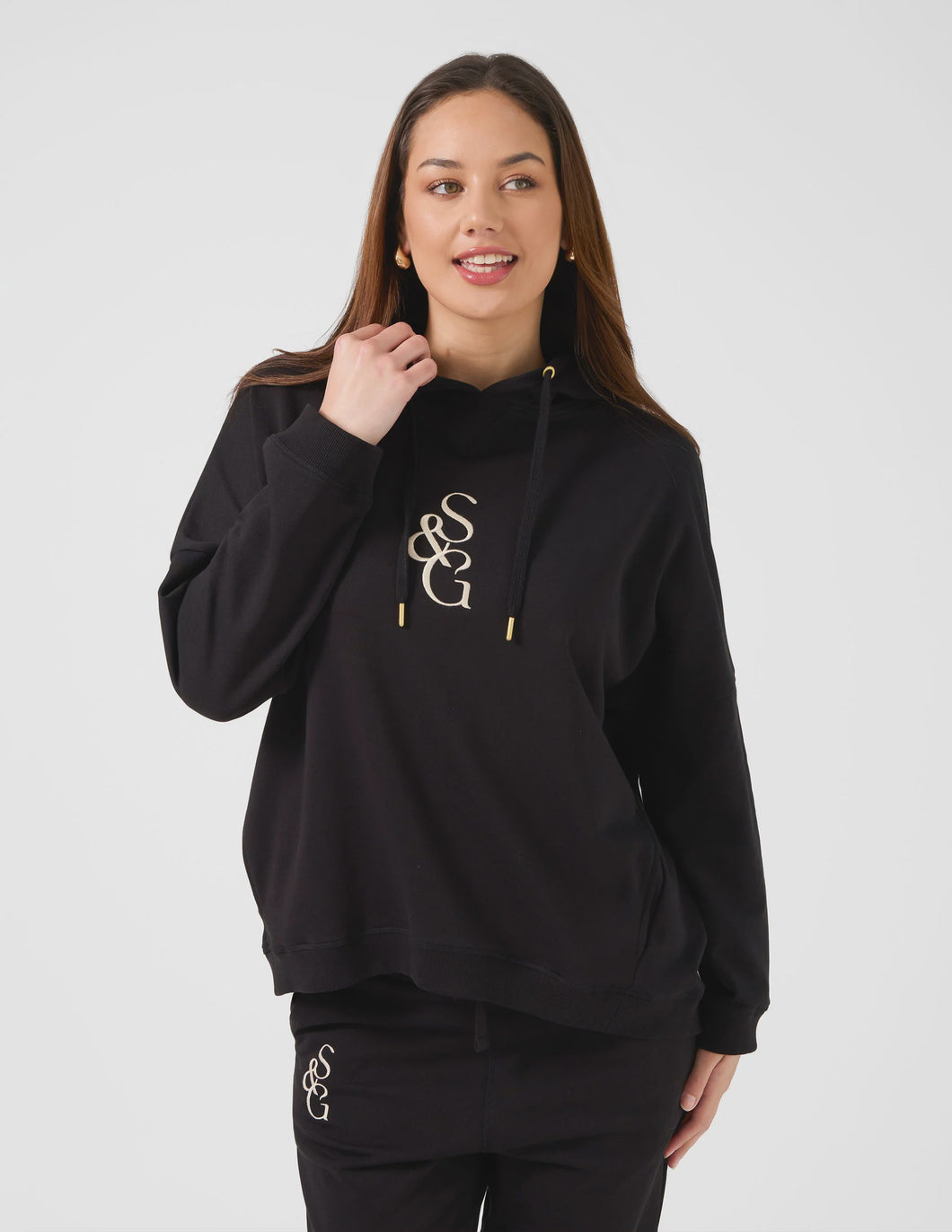Essential Hoodie | Black