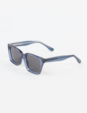 Load image into Gallery viewer, Sunglasses | Juno
