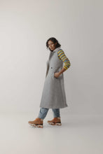 Load image into Gallery viewer, Sleeveless Trench | Ash

