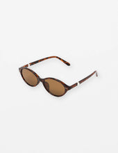 Load image into Gallery viewer, Tatiana Sunglasses
