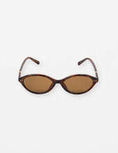 Load image into Gallery viewer, Tatiana Sunglasses
