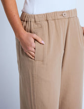 Load image into Gallery viewer, Jamie Barrel Pant | Biscotti

