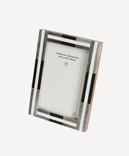 Load image into Gallery viewer, Charcoal Stripe Frame 4x6
