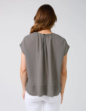 Load image into Gallery viewer, Clio Blouse | Black and White
