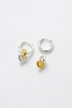 Load image into Gallery viewer, Daisy Earring | Gold + Silver
