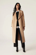 Load image into Gallery viewer, Evans Wool Coat | Pebble
