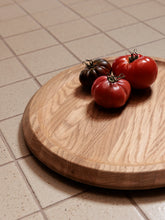 Load image into Gallery viewer, Flip Board Oak
