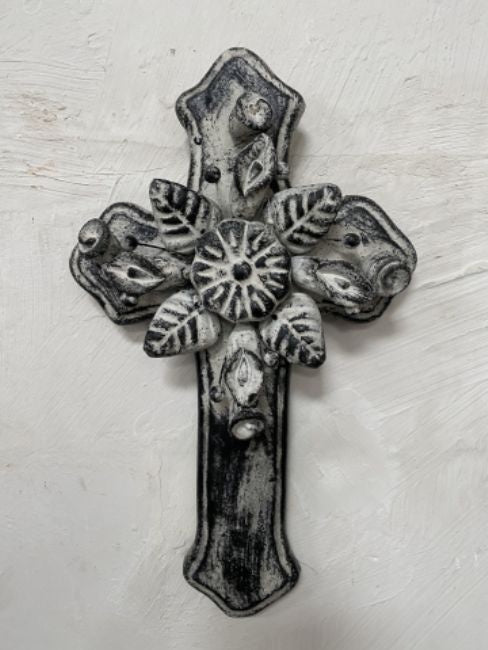 Flores Cross | Black Wash Clay