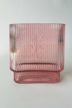 Load image into Gallery viewer, Giselle Glass Vase
