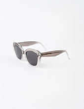 Load image into Gallery viewer, Giselle Sunglasses
