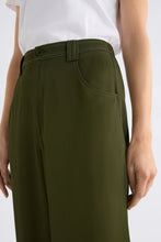 Load image into Gallery viewer, Elk - Hullu Pant | Bright Olive
