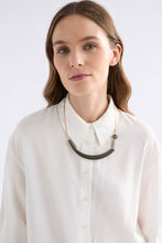Load image into Gallery viewer, Elk -Arens Necklace | Dark Olive
