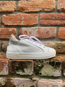 L'Ecologica Bianco + Silver Sneaker